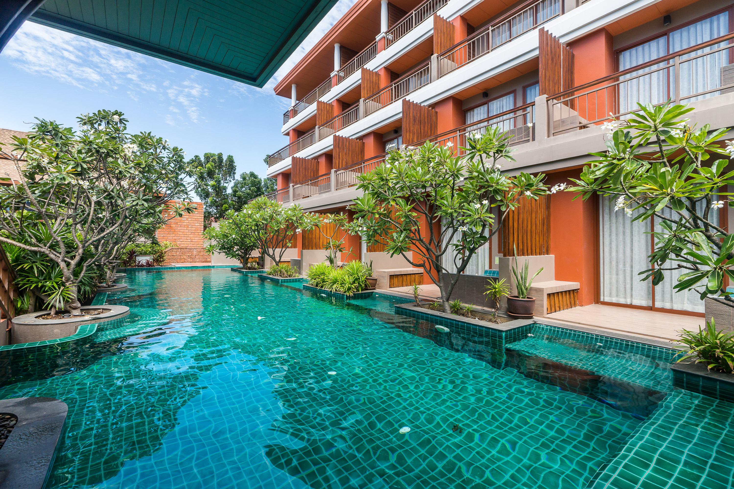 Ayrest Hua Hin Hotel Exterior foto